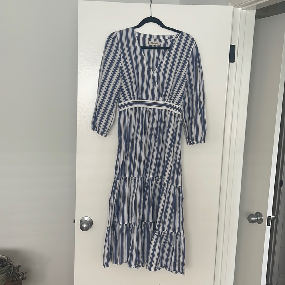 Madewell midi dress - blue and white stripes. Sz 6